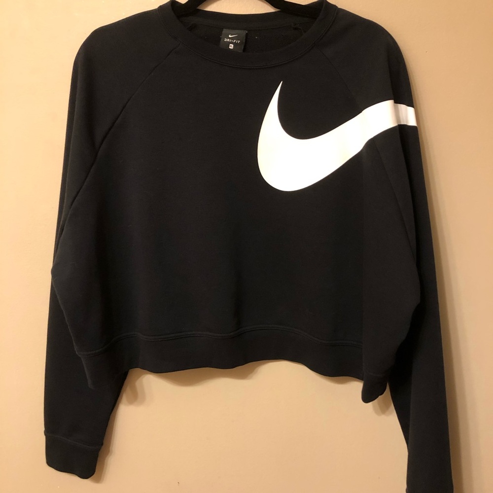 Nike Dri-Fit cropped sweatshirt